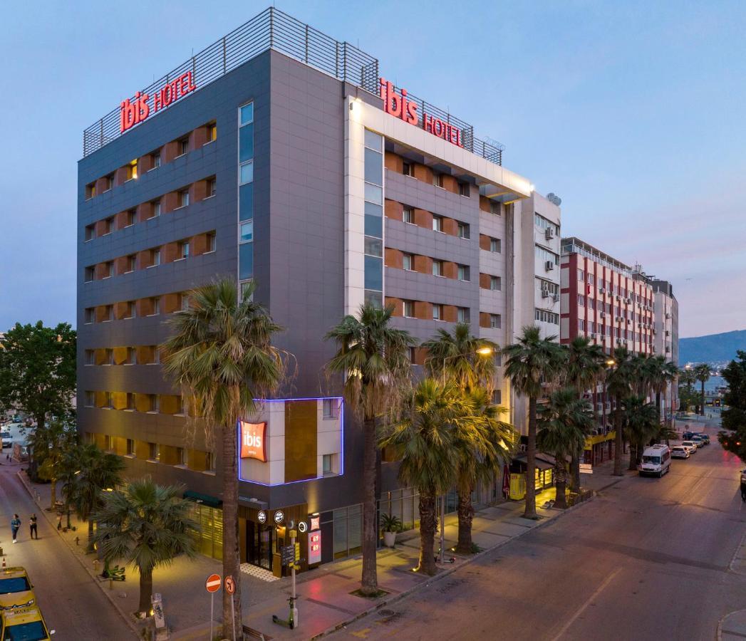 Hotel Ibis Izmir Alsancak Exterior foto