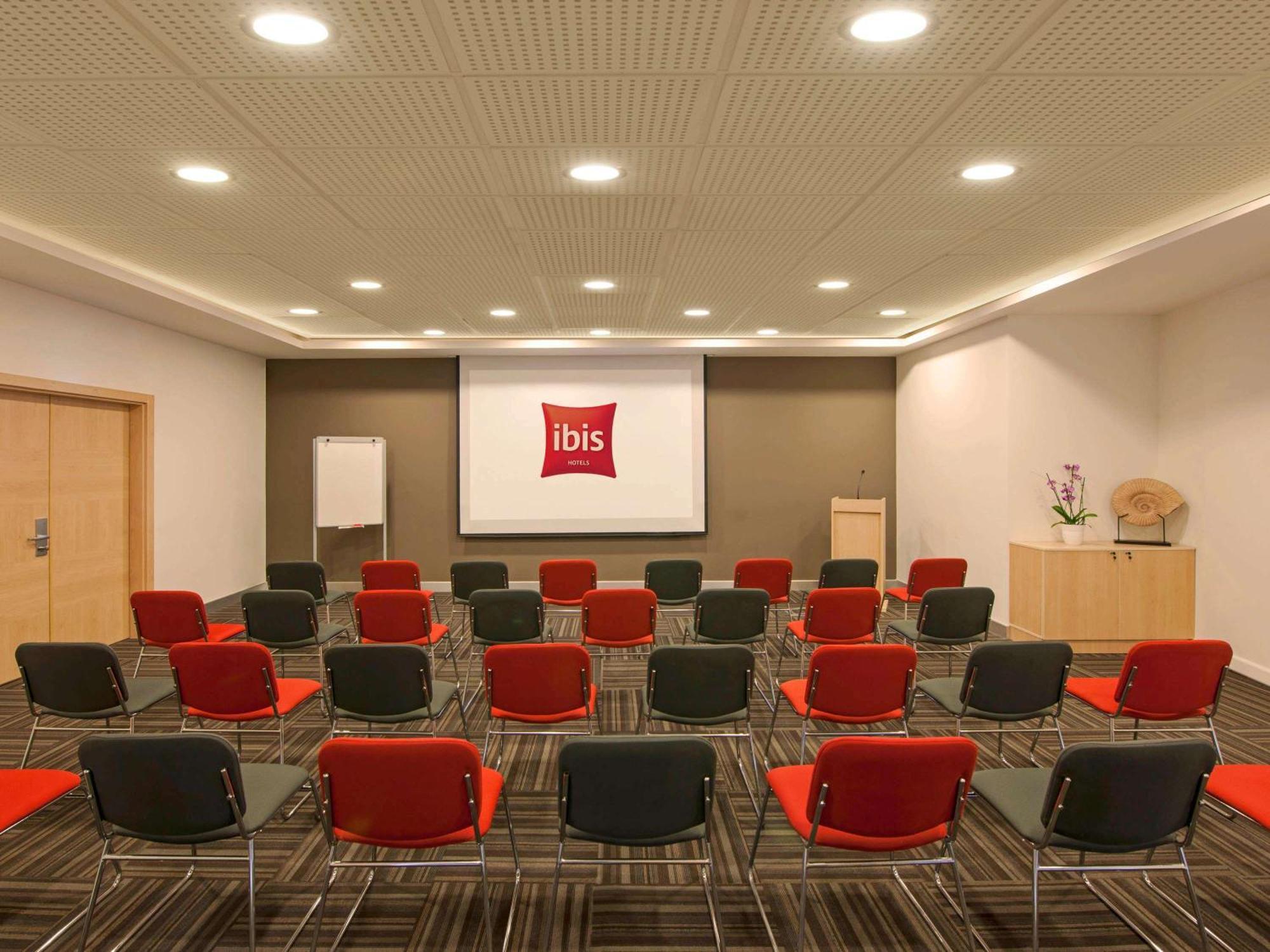 Hotel Ibis Izmir Alsancak Exterior foto